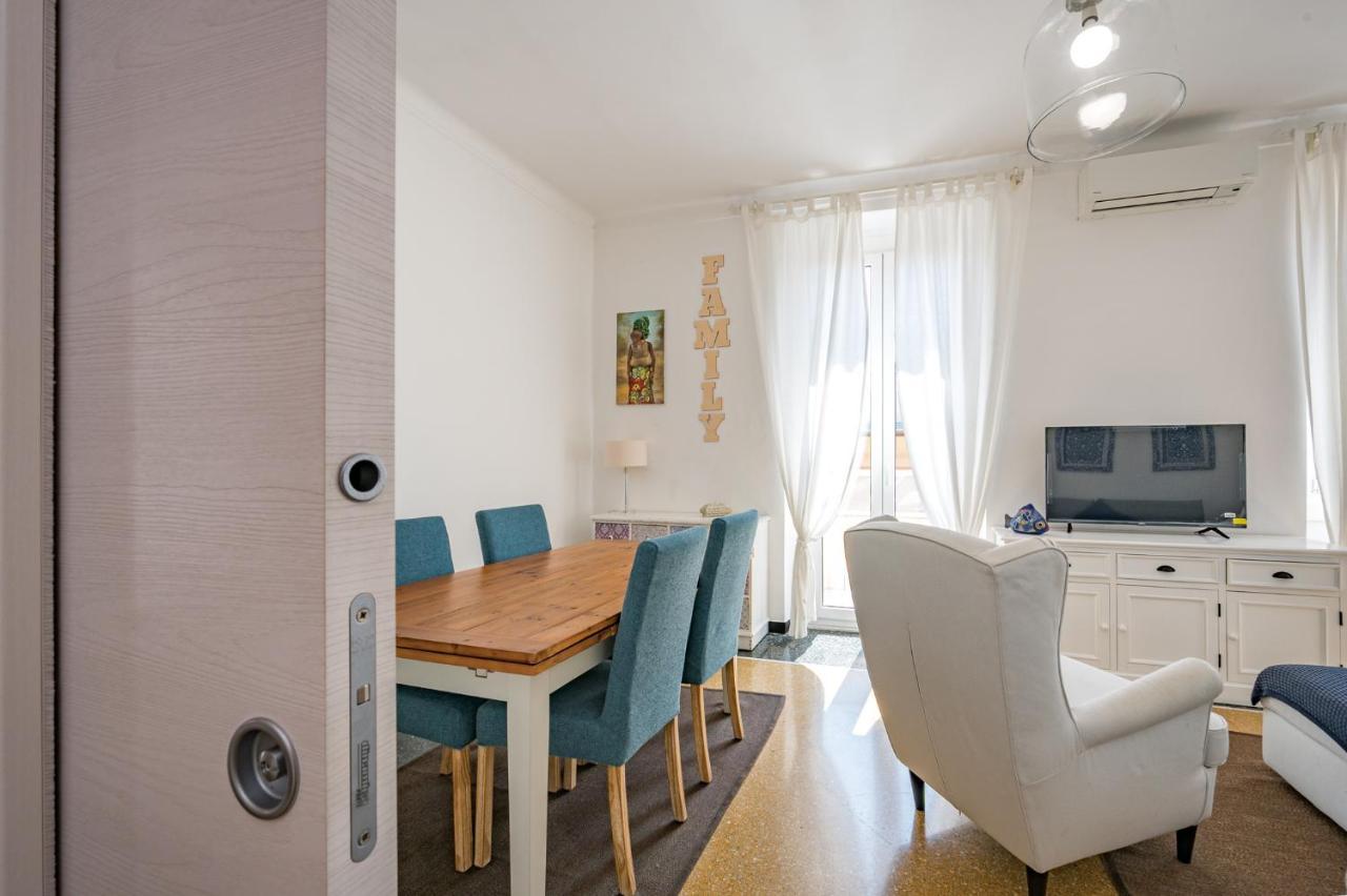 Joivy Penthouse Flat With Terrace Appartement Genua Buitenkant foto